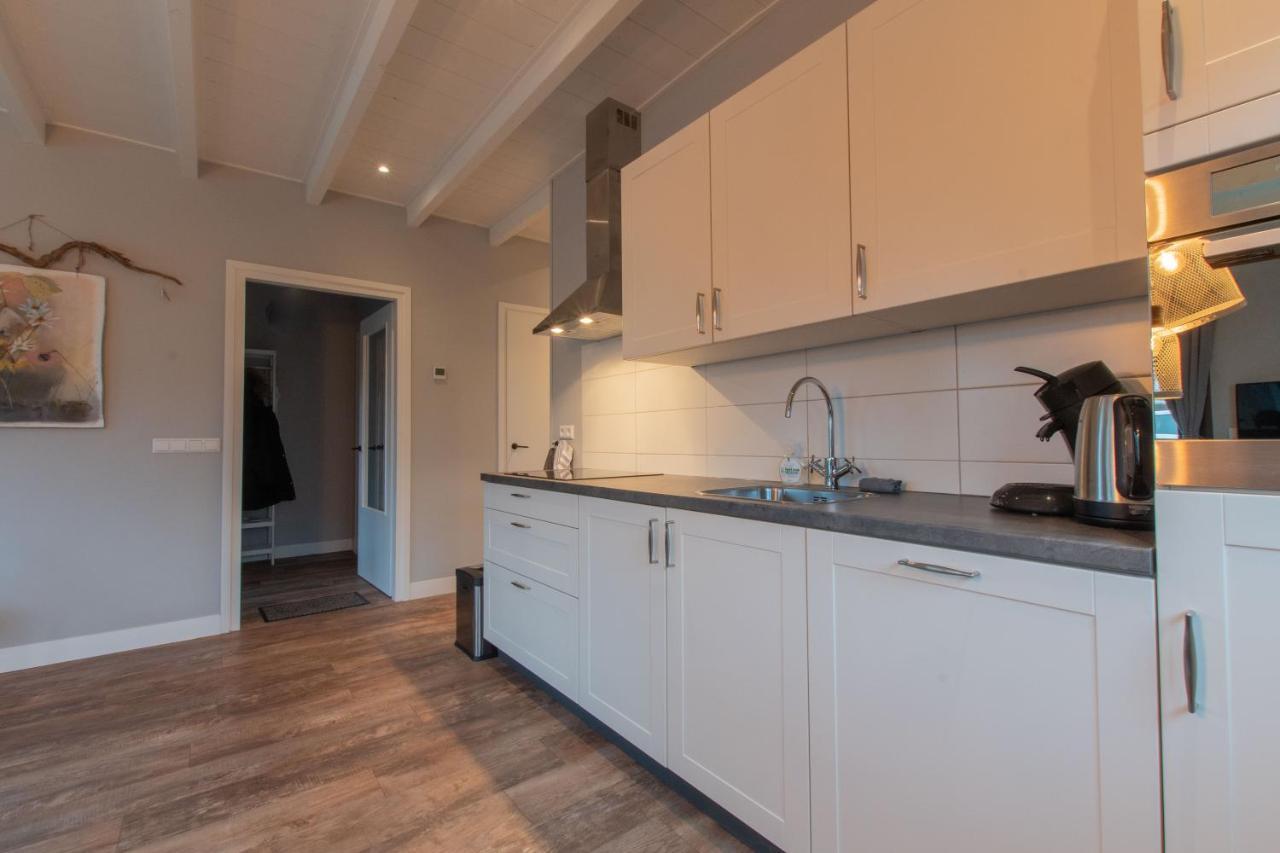 Stijlvol Ingerichte Bungalow In Baarland Extérieur photo