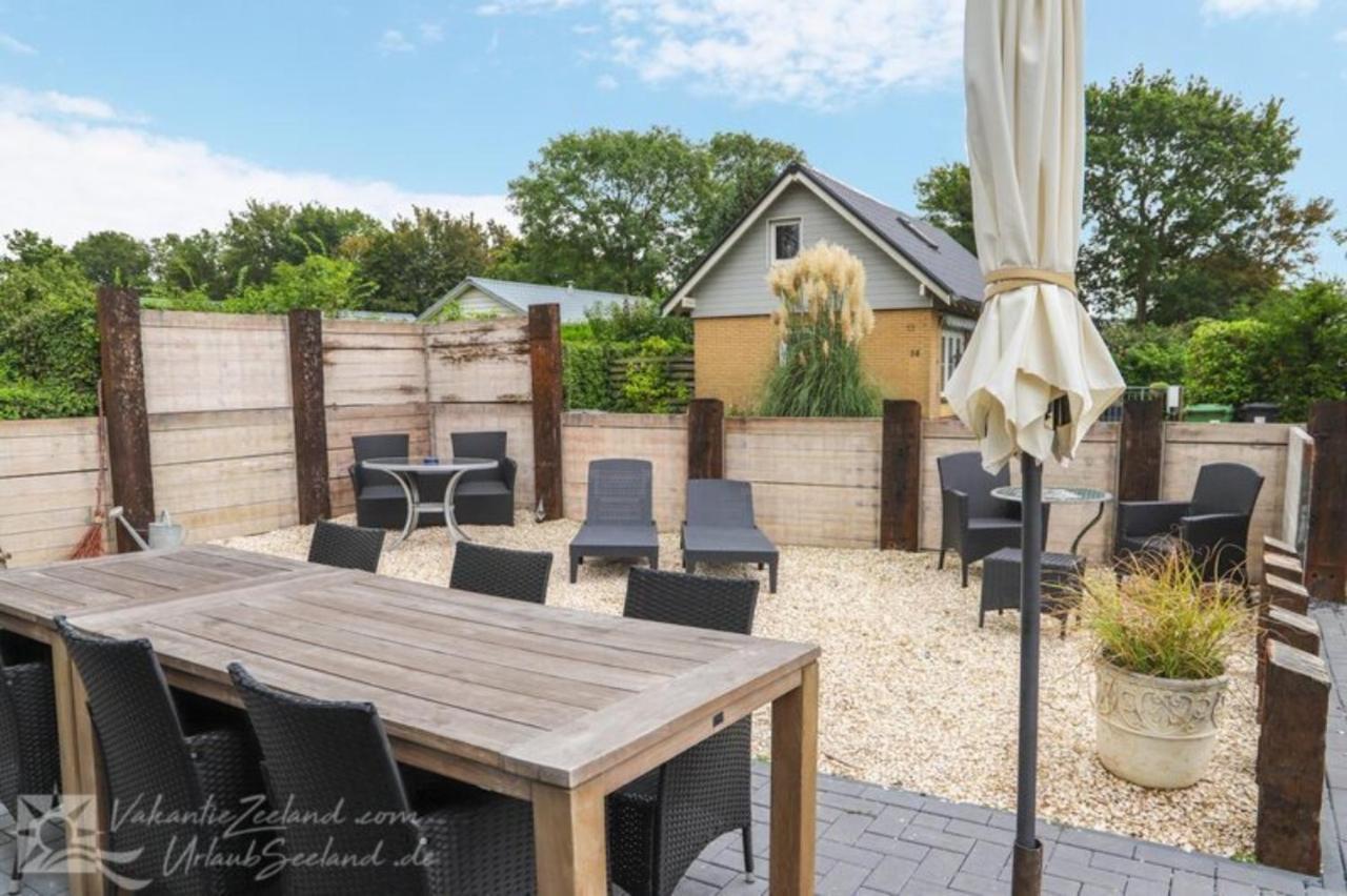 Stijlvol Ingerichte Bungalow In Baarland Extérieur photo