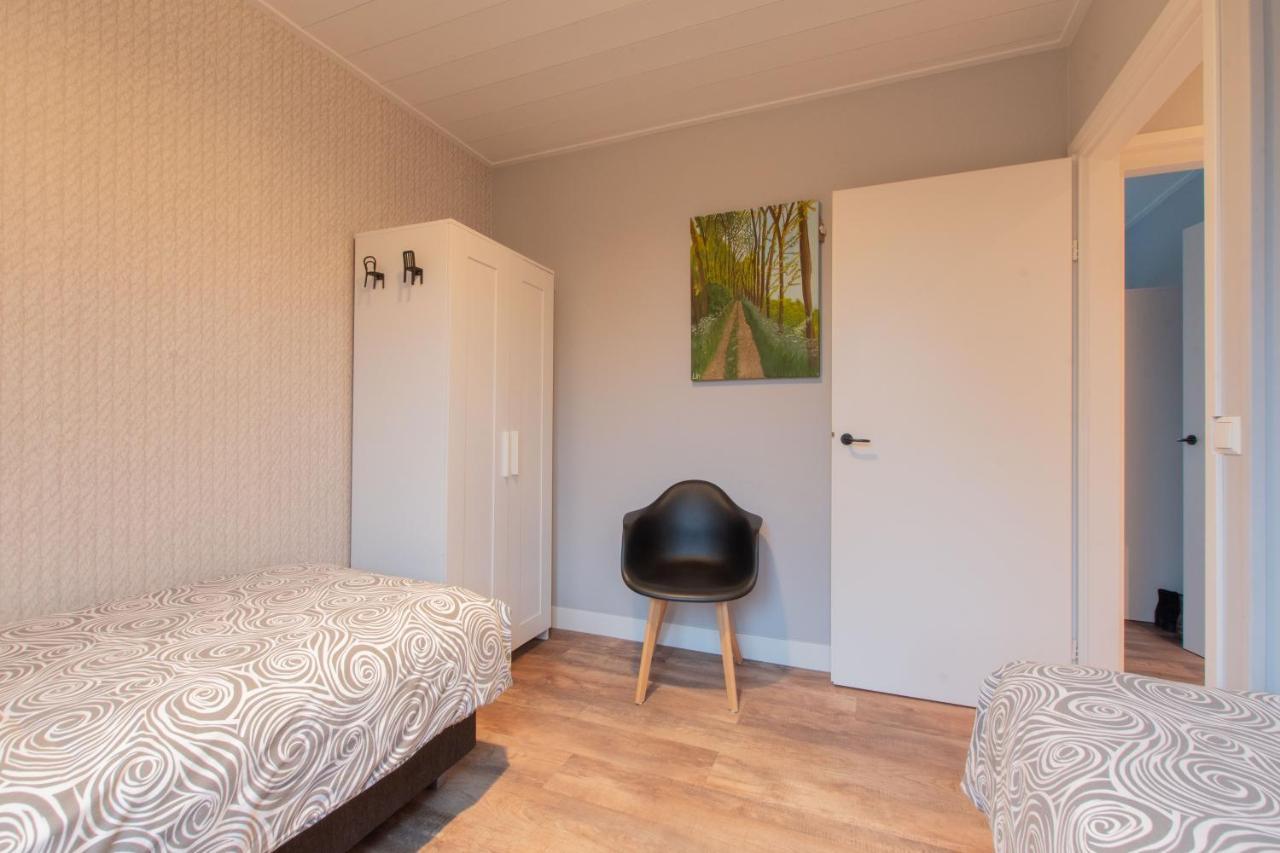 Stijlvol Ingerichte Bungalow In Baarland Extérieur photo